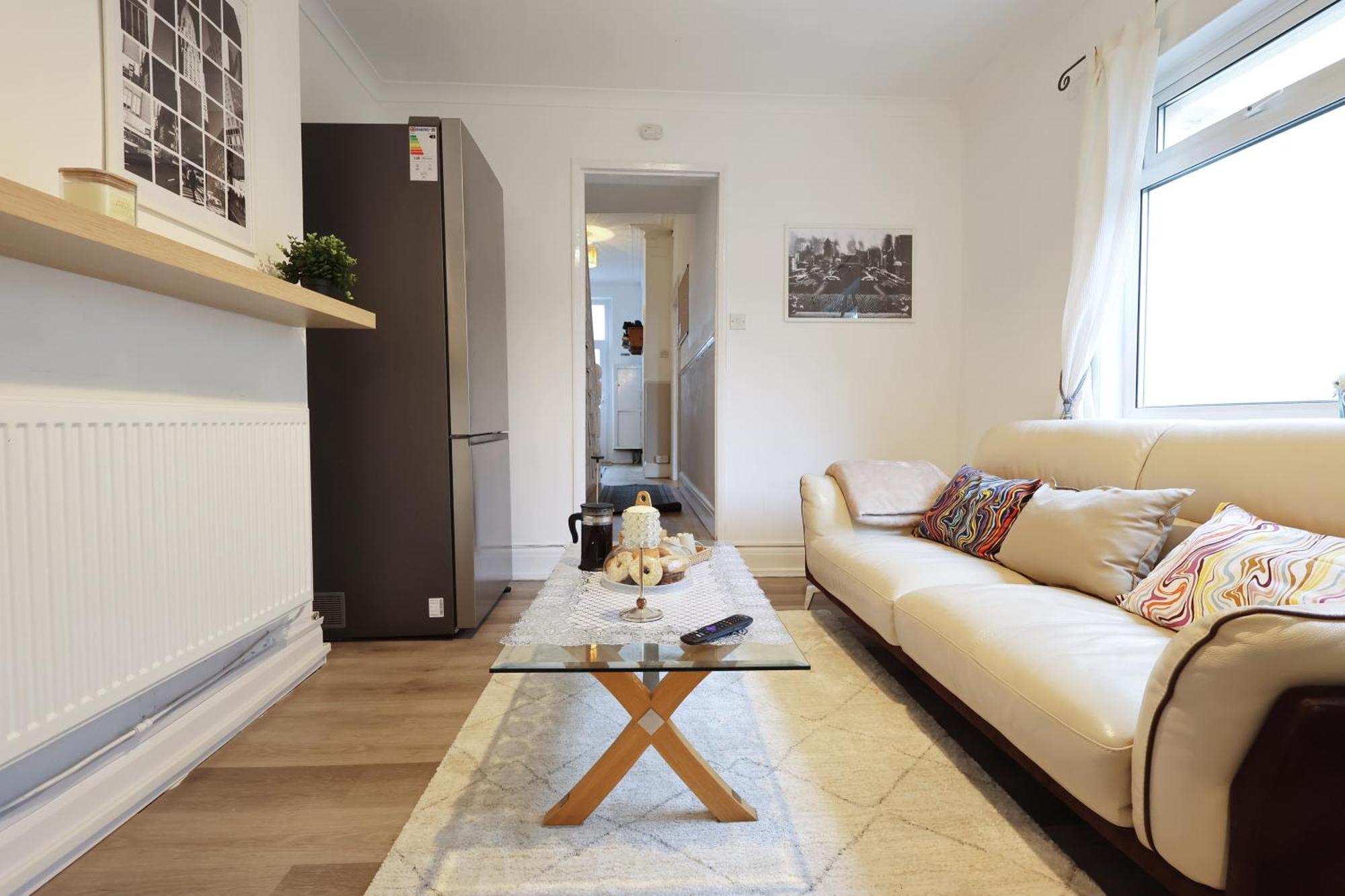 Cardiff City Guesthouse, Central Rooms, Fast Wi-Fi, On-Street Parking קארדיף מראה חיצוני תמונה