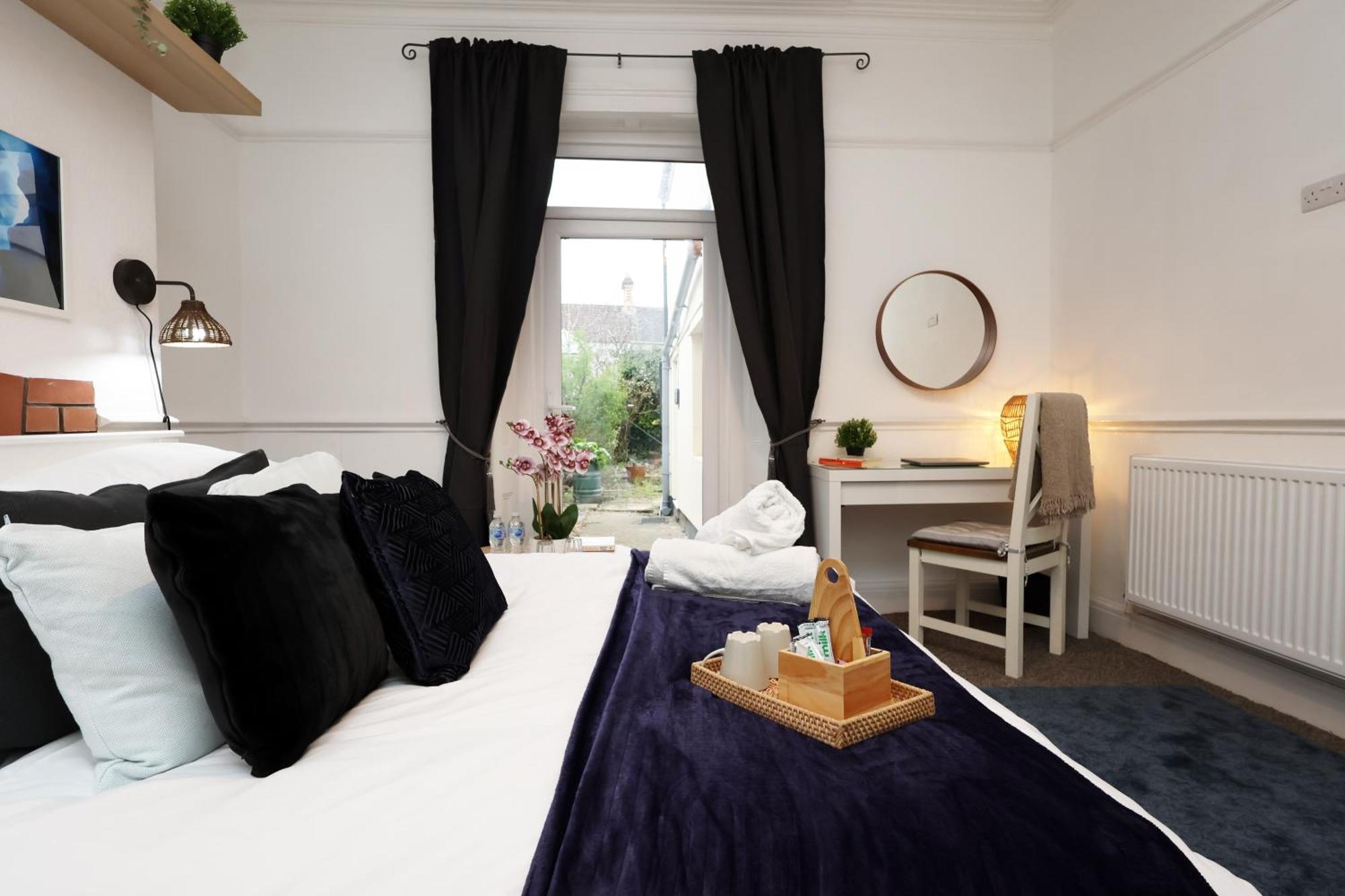 Cardiff City Guesthouse, Central Rooms, Fast Wi-Fi, On-Street Parking קארדיף מראה חיצוני תמונה