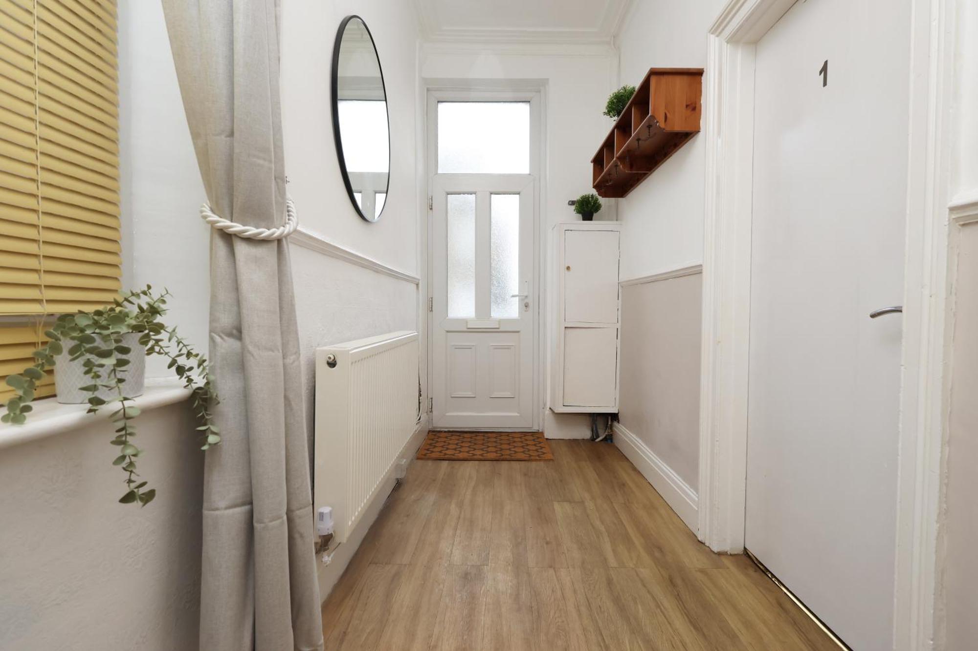 Cardiff City Guesthouse, Central Rooms, Fast Wi-Fi, On-Street Parking קארדיף מראה חיצוני תמונה