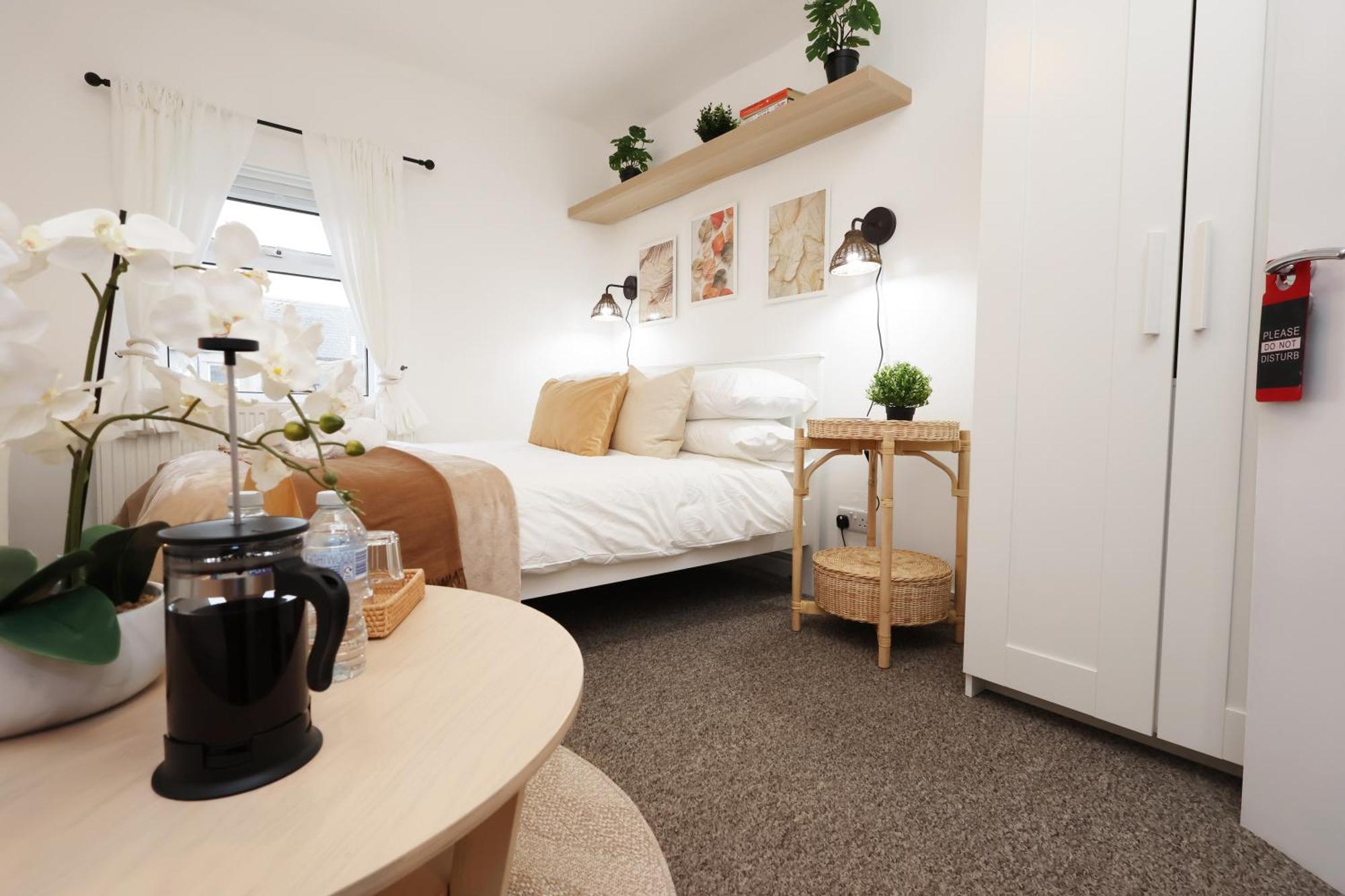 Cardiff City Guesthouse, Central Rooms, Fast Wi-Fi, On-Street Parking קארדיף מראה חיצוני תמונה