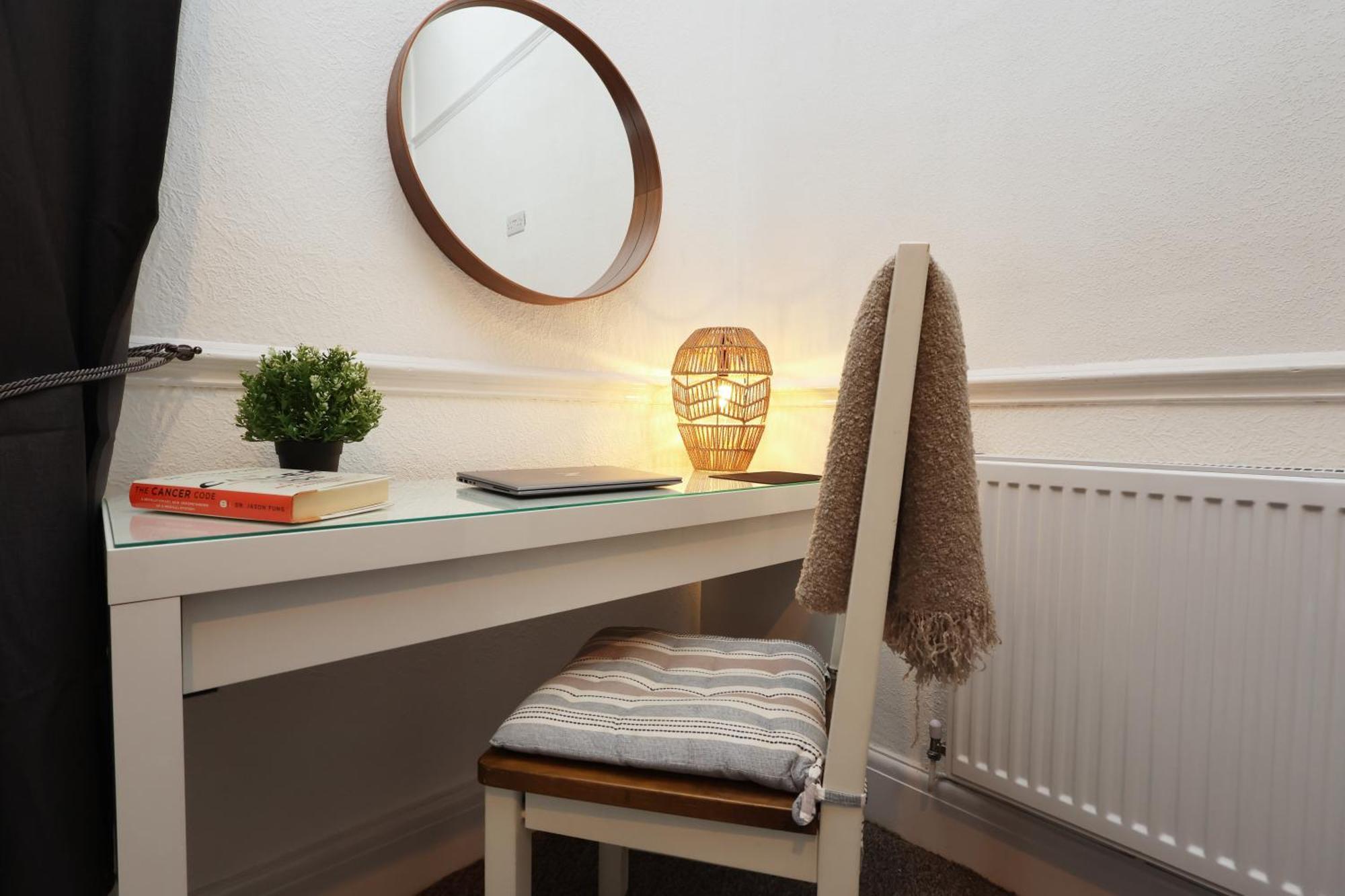 Cardiff City Guesthouse, Central Rooms, Fast Wi-Fi, On-Street Parking קארדיף מראה חיצוני תמונה